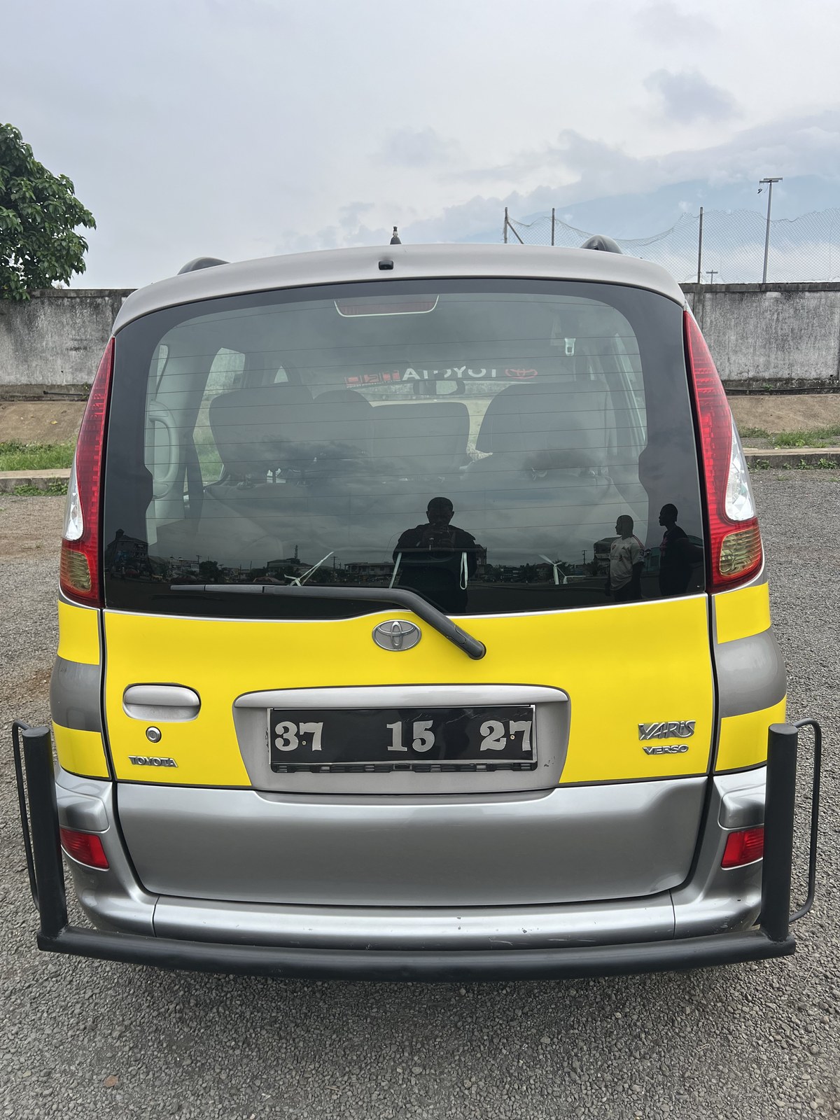 Toyota Yaris Verso rear view