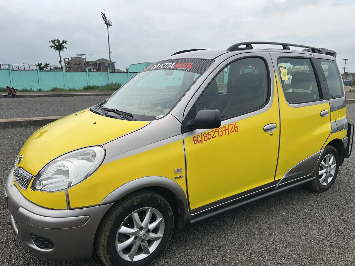 Toyota Yaris Verso front three-quarter view showing driver side in Buea